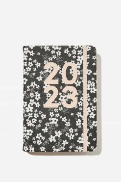 Typo 2023 A5 Daily Buffalo Diary